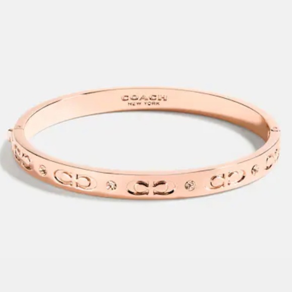 💖NWT COACH SIGNATURE HINGED BANGLE IN ROSE GOLD PLATING - Picture 4 of 13